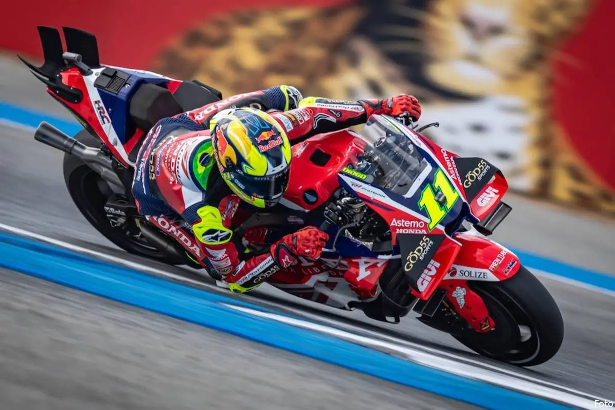 Marquez's gloves, Zarco's lessons, the Brazilian GP: Moreira fired